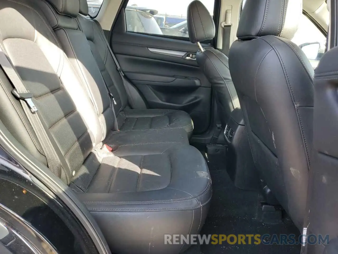 11 Photograph of a damaged car JM3KFBCM7M1399661 MAZDA CX-5 2021