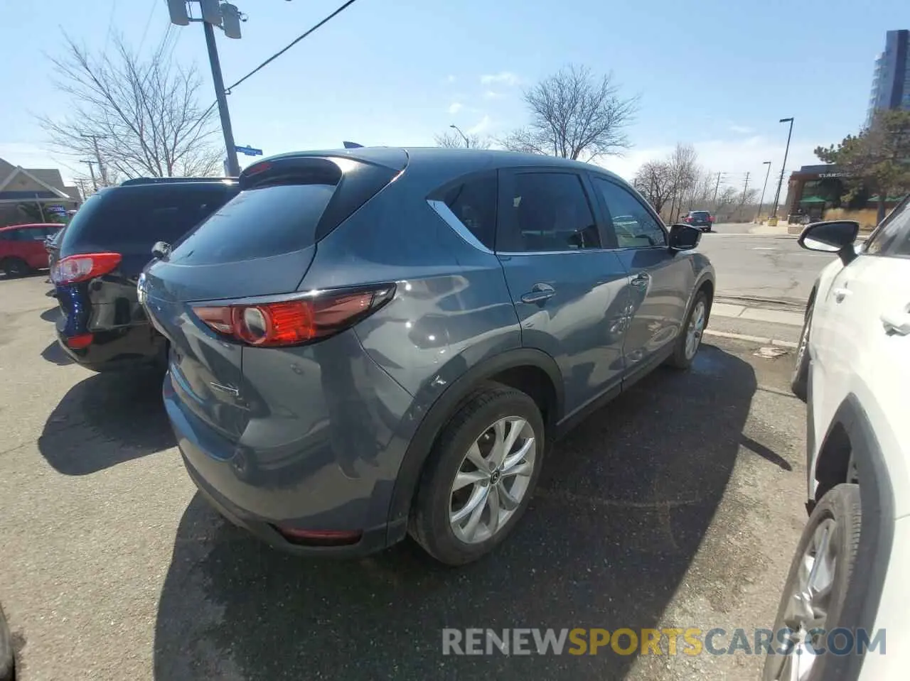 4 Photograph of a damaged car JM3KFBCM9M0111998 MAZDA CX-5 2021