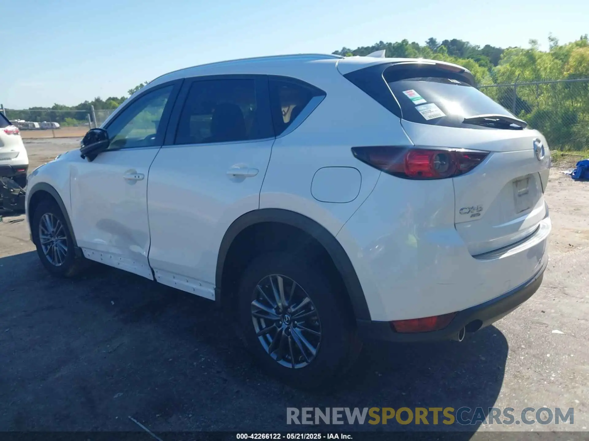 3 Photograph of a damaged car JM3KFBCM9M1440680 MAZDA CX-5 2021