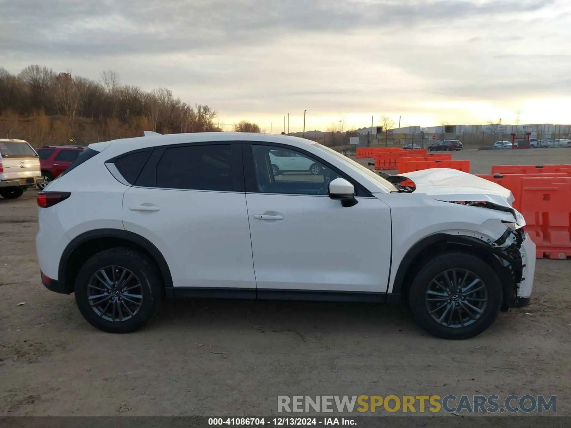 13 Photograph of a damaged car JM3KFBCM9M1476319 MAZDA CX-5 2021