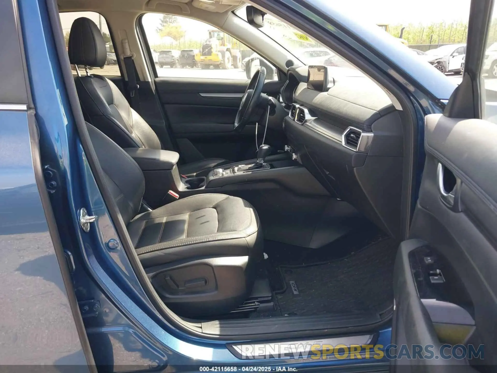 5 Photograph of a damaged car JM3KFBCMXM0328167 MAZDA CX-5 2021