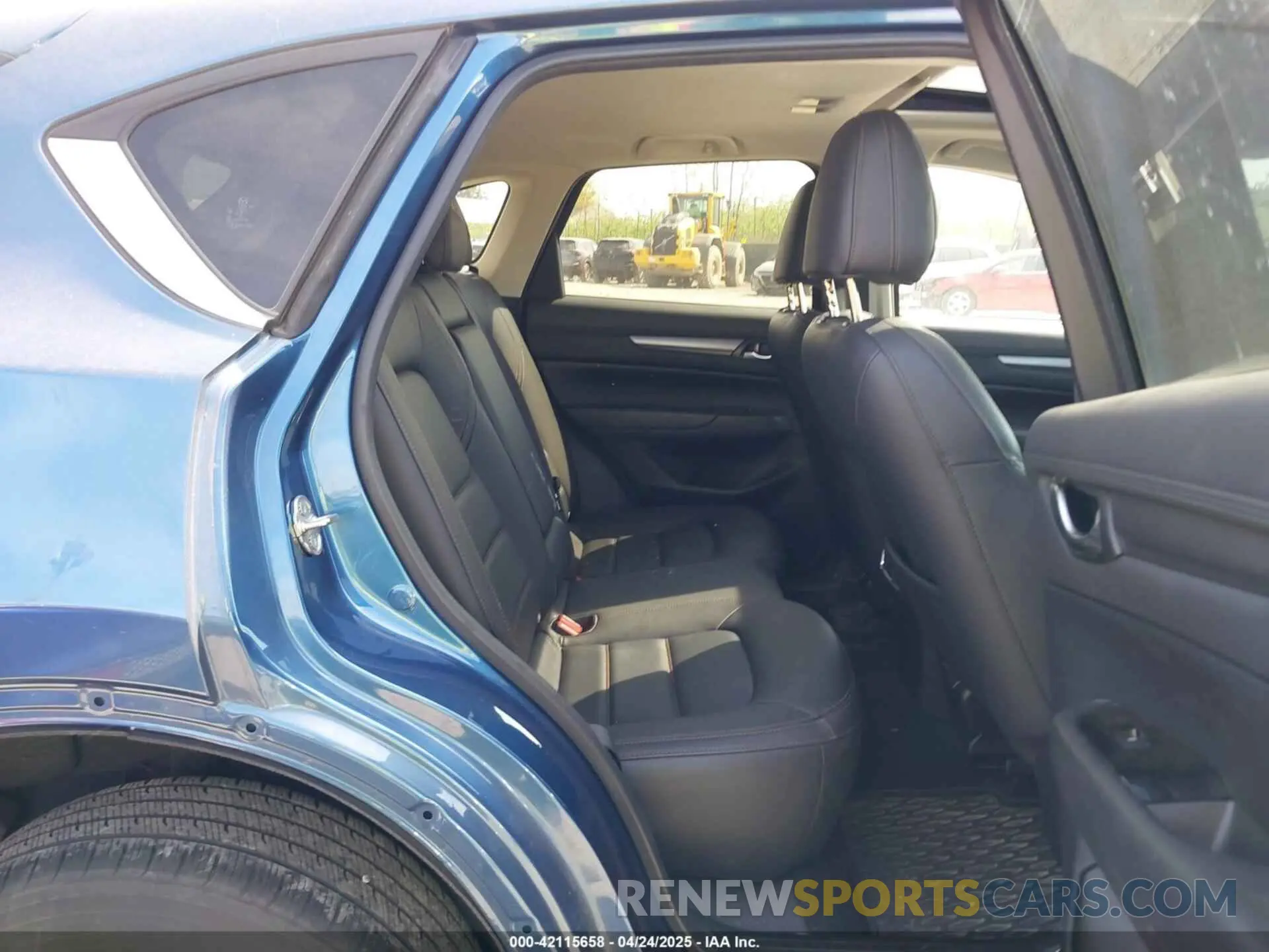 8 Photograph of a damaged car JM3KFBCMXM0328167 MAZDA CX-5 2021