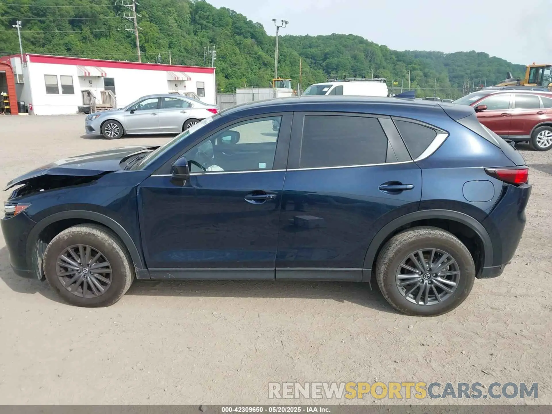 14 Photograph of a damaged car JM3KFBCMXM0389857 MAZDA CX-5 2021