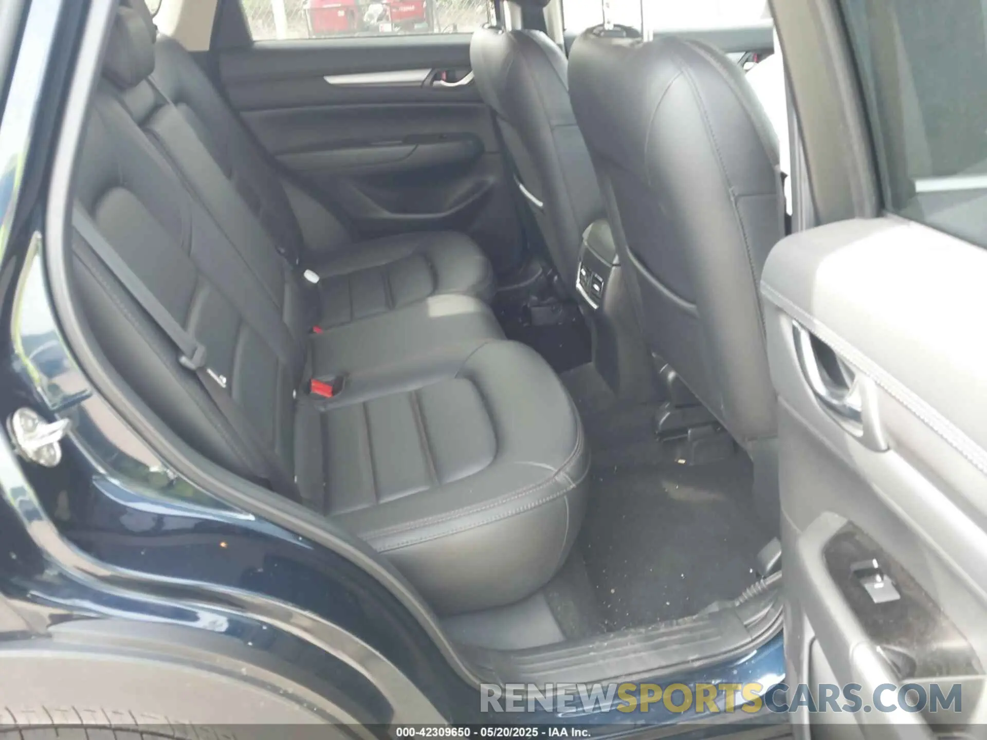 8 Photograph of a damaged car JM3KFBCMXM0389857 MAZDA CX-5 2021