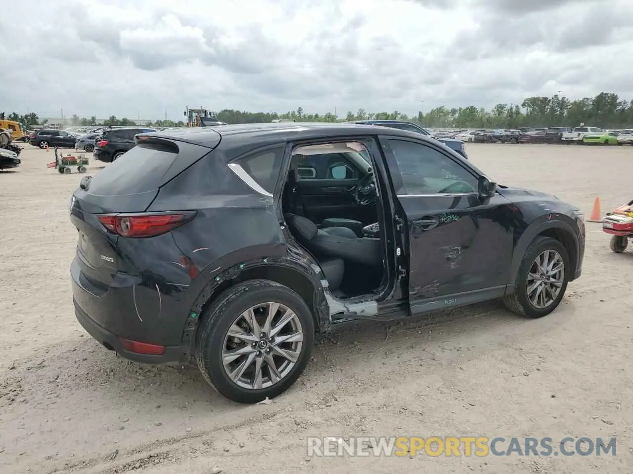 3 Photograph of a damaged car JM3KFBDM0M1398172 MAZDA CX-5 2021