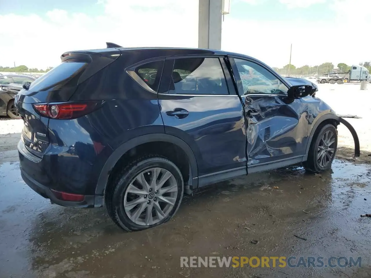 3 Photograph of a damaged car JM3KFBDM0M1487532 MAZDA CX-5 2021