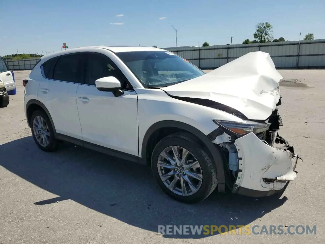 4 Photograph of a damaged car JM3KFBDM1M1487135 MAZDA CX-5 2021