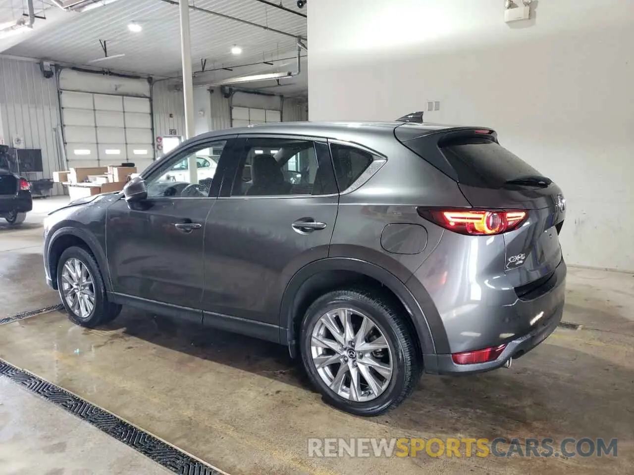 2 Photograph of a damaged car JM3KFBDM2M0382562 MAZDA CX-5 2021