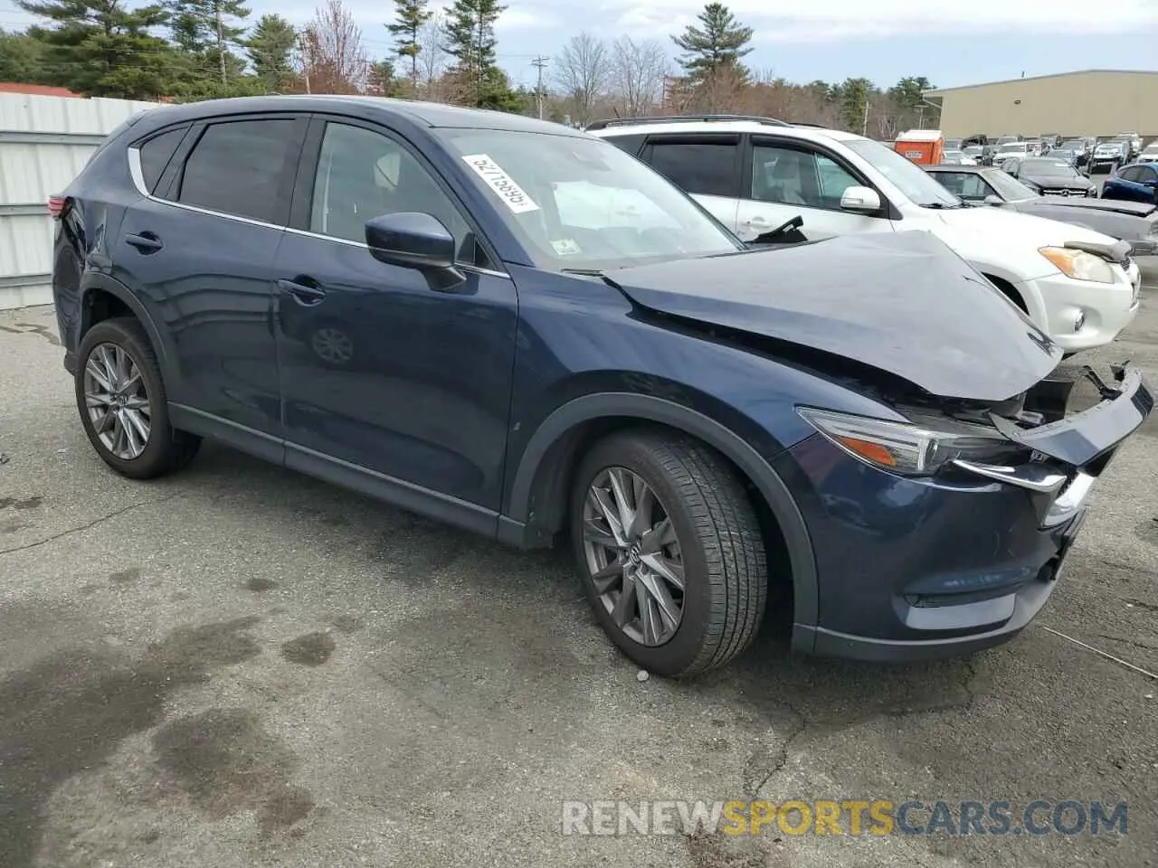 4 Photograph of a damaged car JM3KFBDM2M0471094 MAZDA CX-5 2021