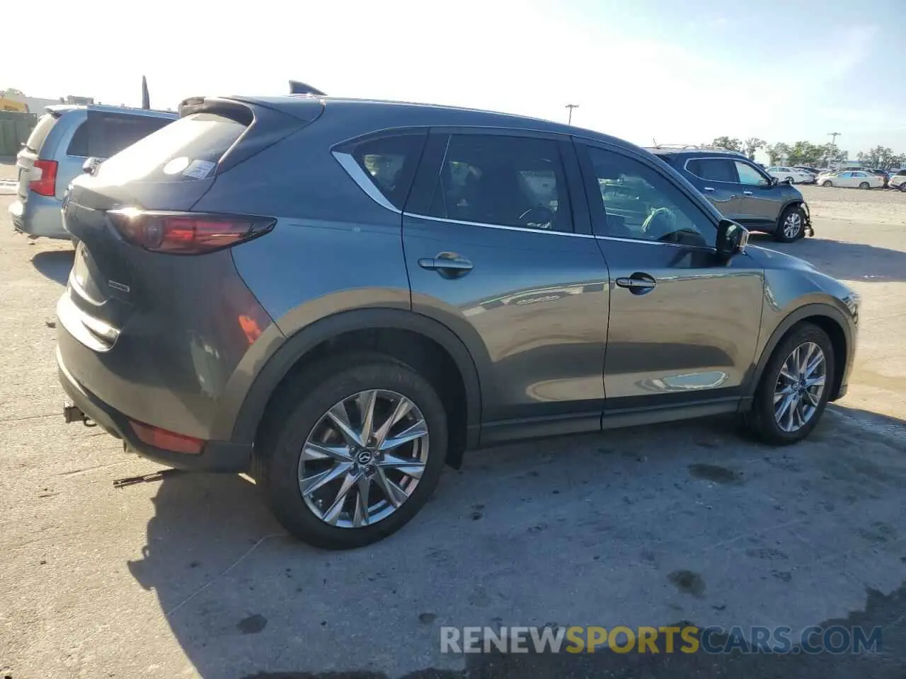 3 Photograph of a damaged car JM3KFBDM3M0467314 MAZDA CX-5 2021
