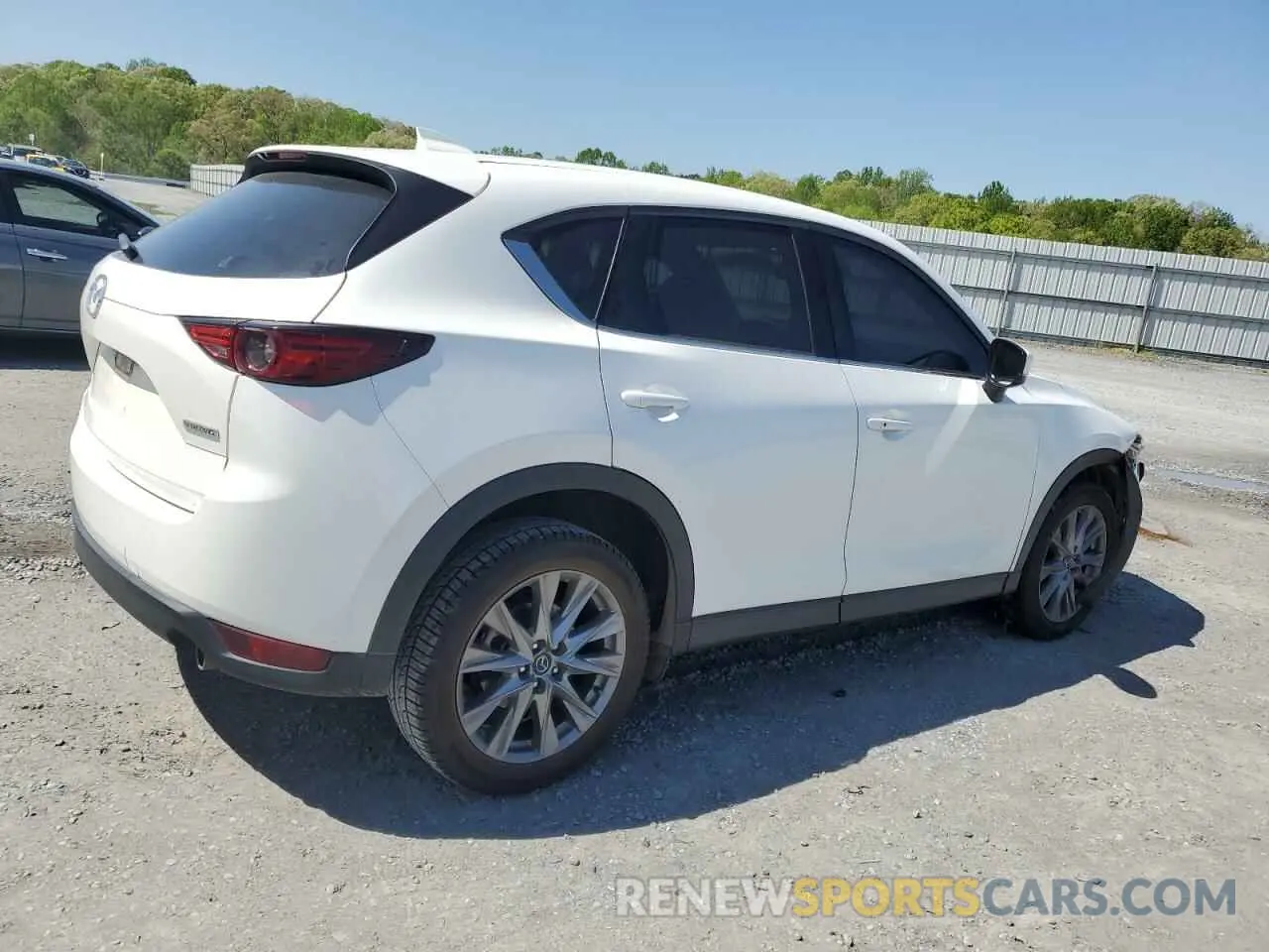 3 Photograph of a damaged car JM3KFBDM3M0485425 MAZDA CX-5 2021