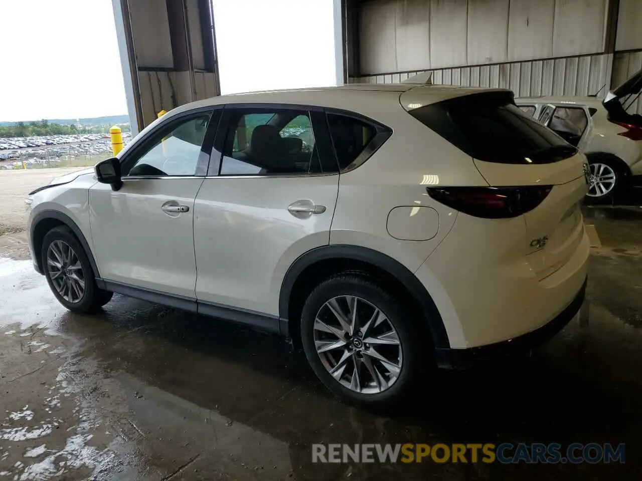 2 Photograph of a damaged car JM3KFBDM3M1308948 MAZDA CX-5 2021