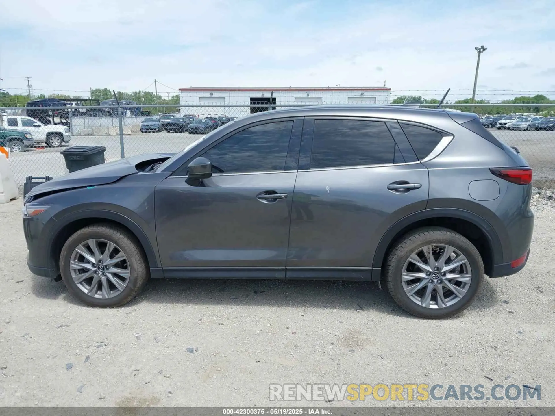 14 Photograph of a damaged car JM3KFBDM3M1393452 MAZDA CX-5 2021
