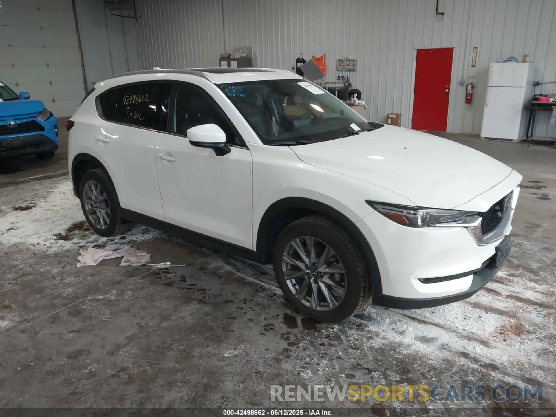 1 Photograph of a damaged car JM3KFBDM4M0425878 MAZDA CX-5 2021