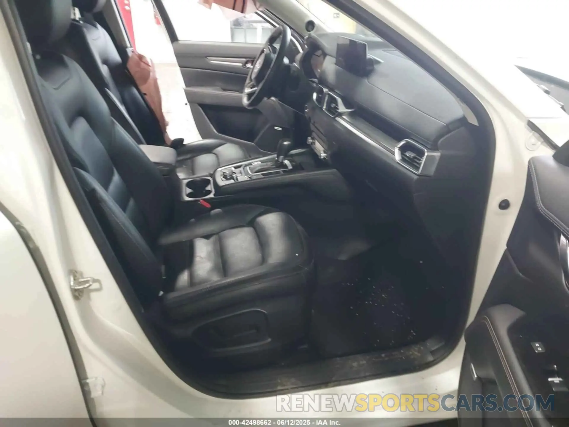 5 Photograph of a damaged car JM3KFBDM4M0425878 MAZDA CX-5 2021