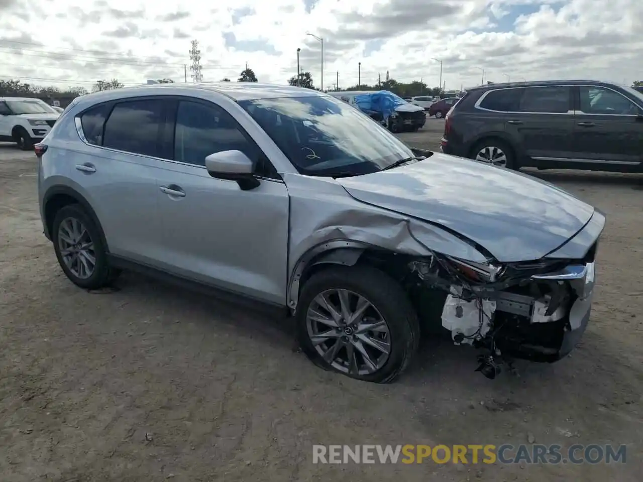 4 Photograph of a damaged car JM3KFBDM4M0454684 MAZDA CX-5 2021