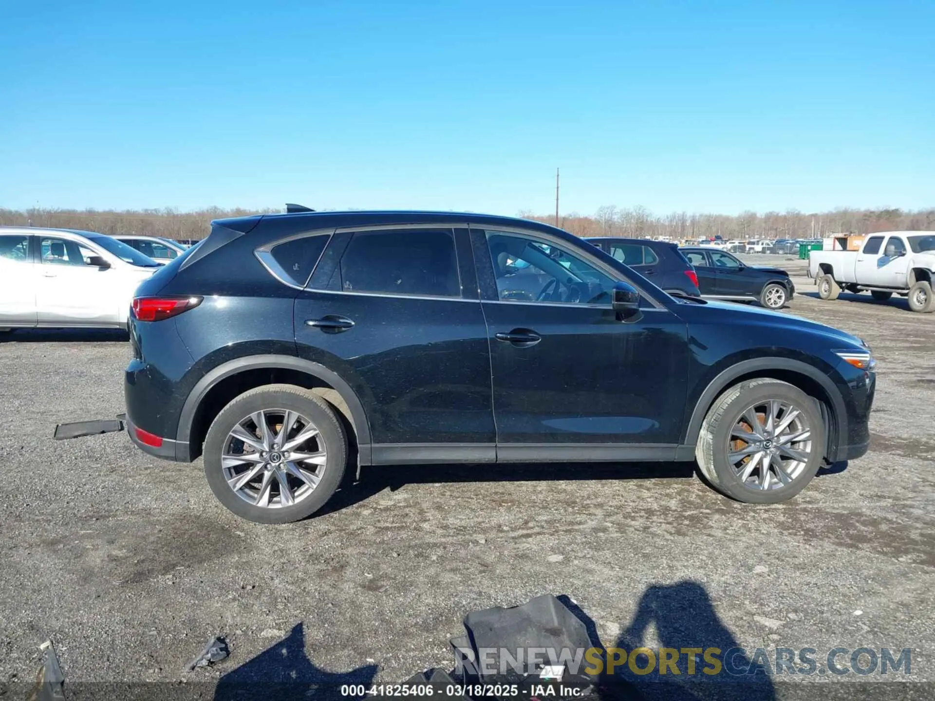 13 Photograph of a damaged car JM3KFBDM4M0471467 MAZDA CX-5 2021