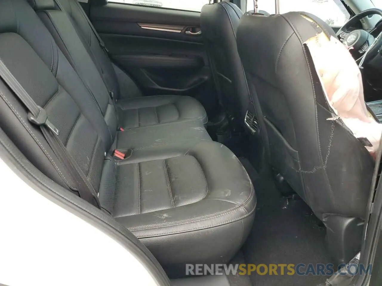 11 Photograph of a damaged car JM3KFBDM6M1368738 MAZDA CX-5 2021