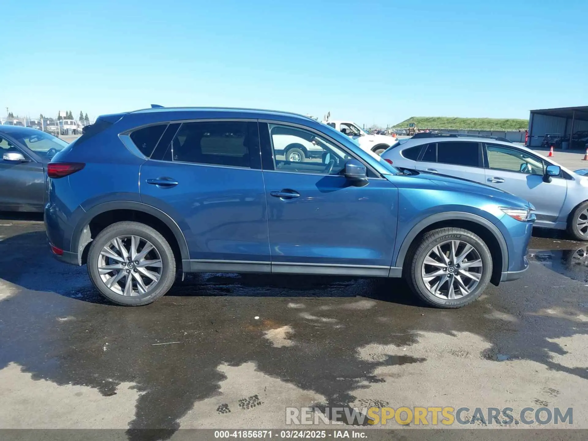 13 Photograph of a damaged car JM3KFBDM7M0311552 MAZDA CX-5 2021
