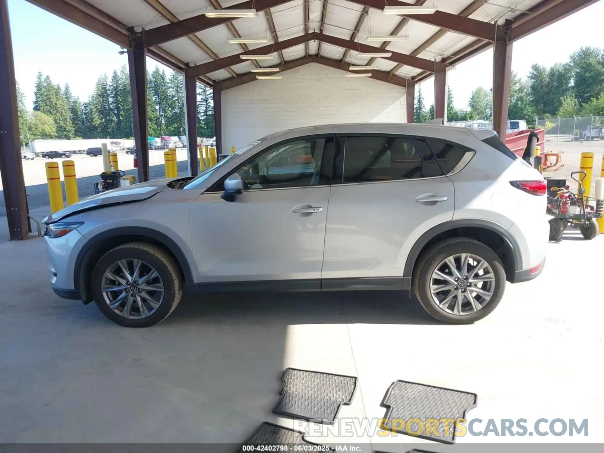 15 Photograph of a damaged car JM3KFBDM7M1402900 MAZDA CX-5 2021