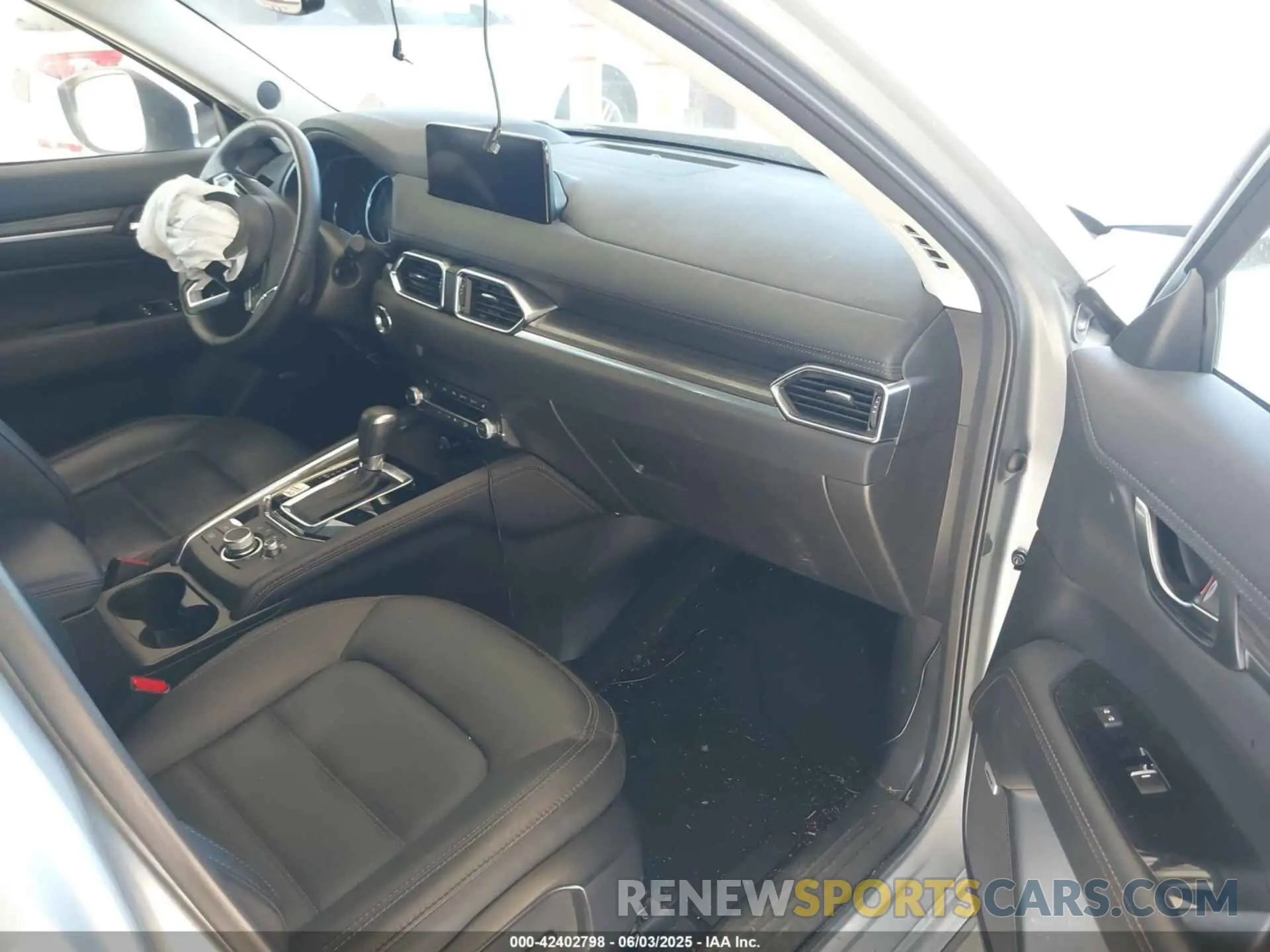 5 Photograph of a damaged car JM3KFBDM7M1402900 MAZDA CX-5 2021