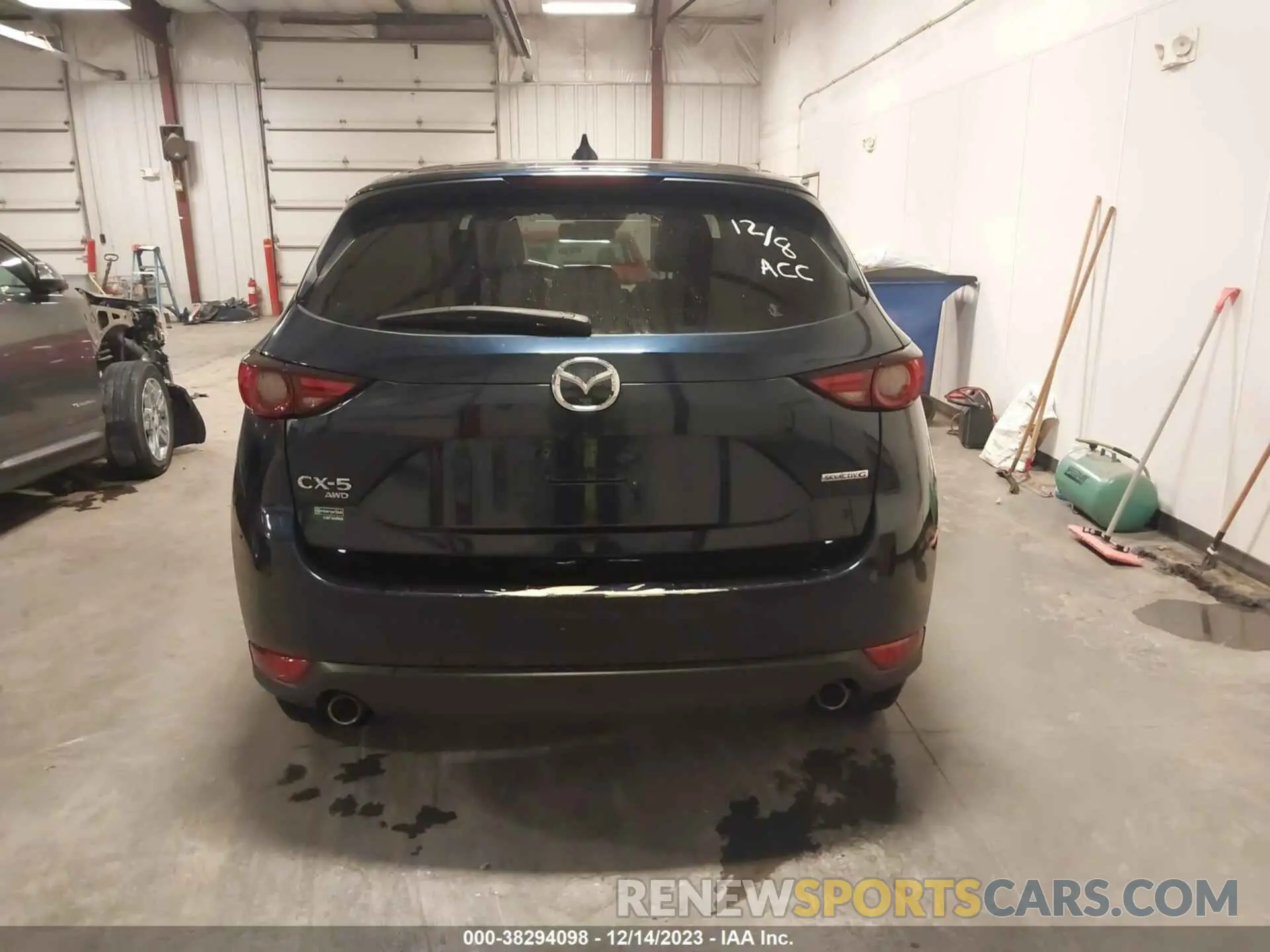 17 Photograph of a damaged car JM3KFBDM8M0327291 MAZDA CX-5 2021