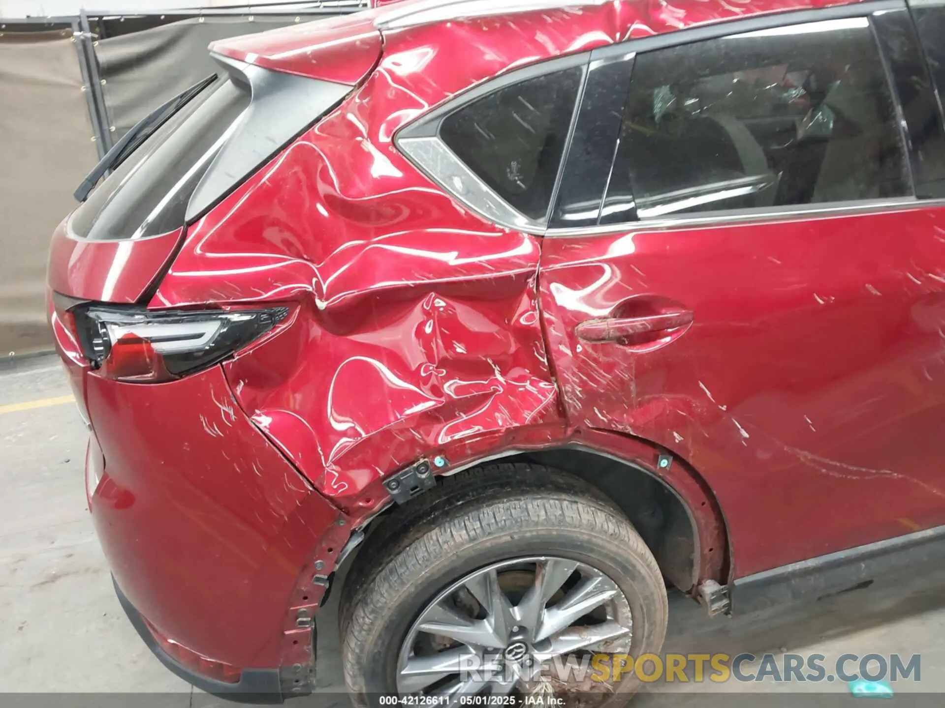 19 Photograph of a damaged car JM3KFBDMXM0439350 MAZDA CX-5 2021