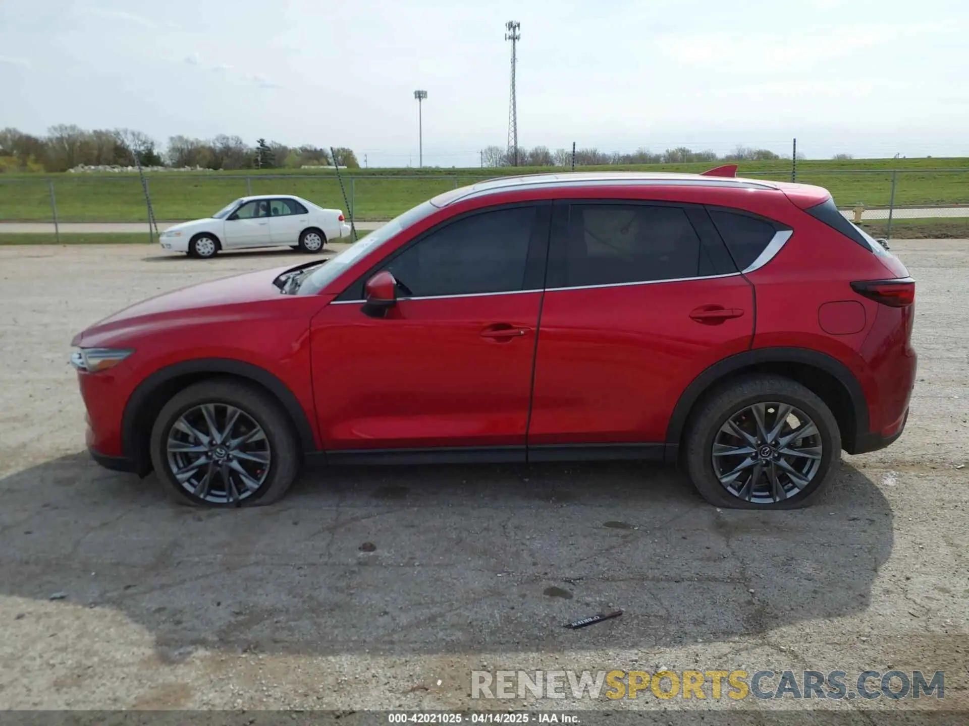 14 Photograph of a damaged car JM3KFBEY7M0451926 MAZDA CX-5 2021