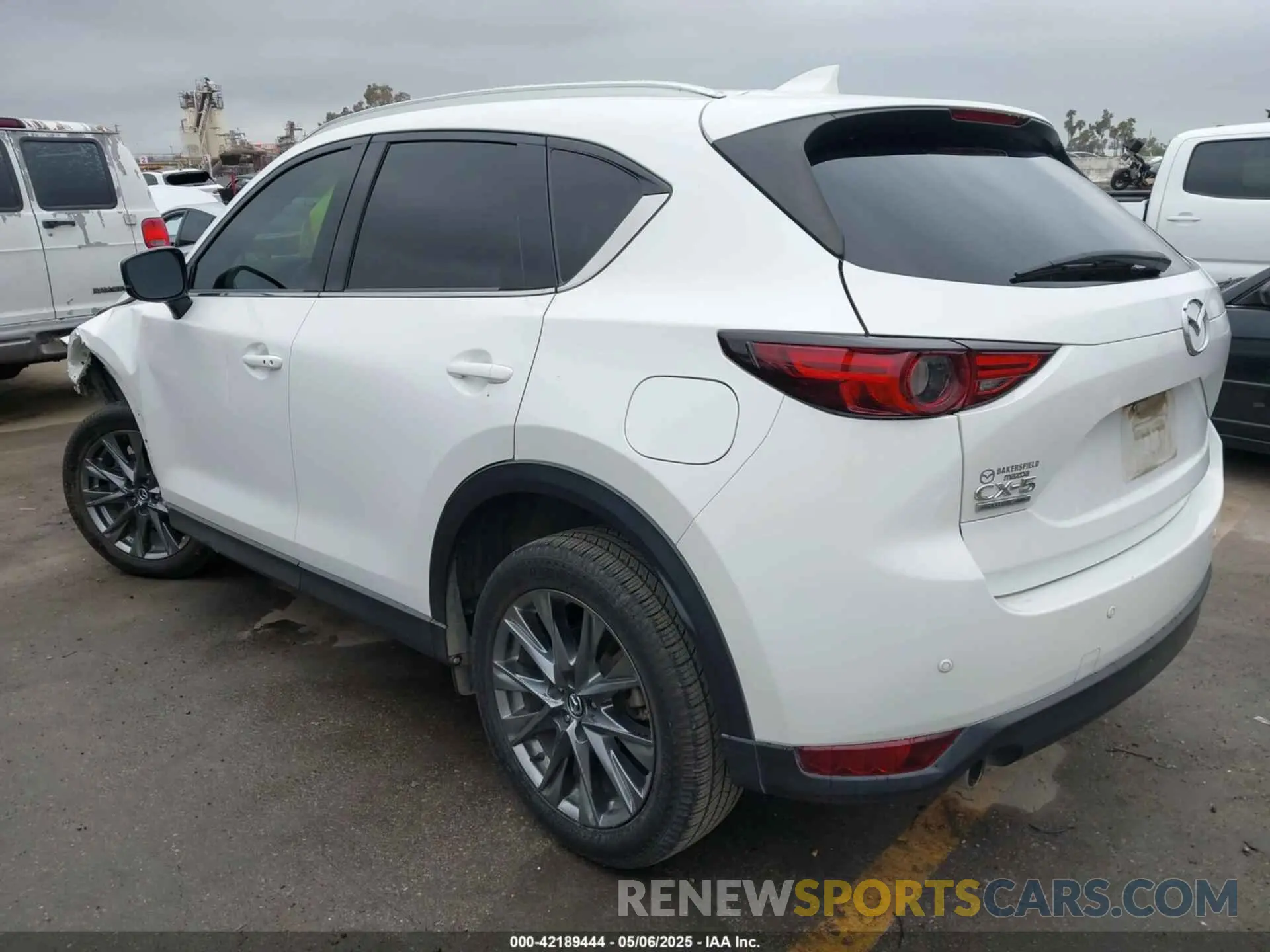 3 Photograph of a damaged car JM3KFBEYXM0320098 MAZDA CX-5 2021