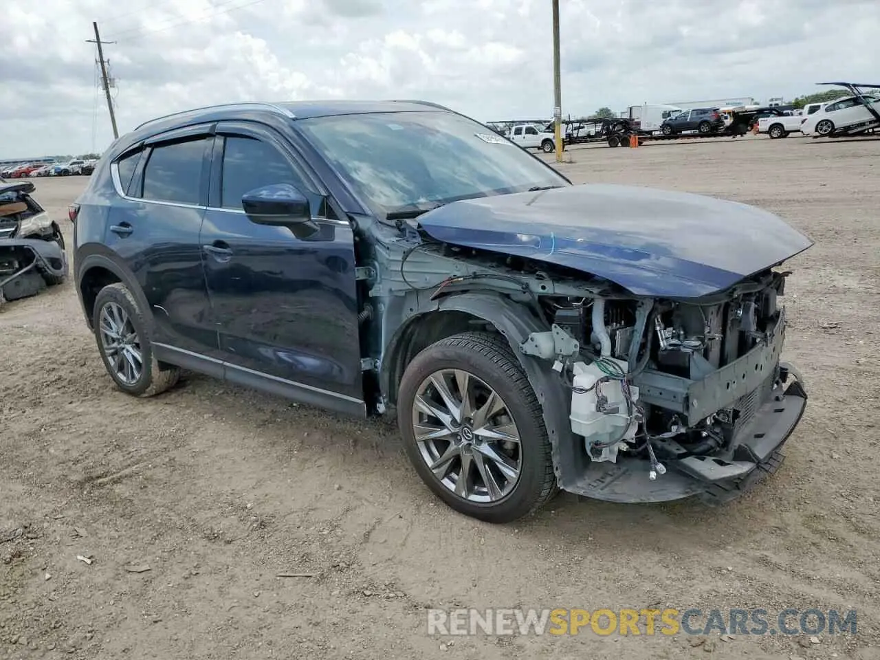 4 Photograph of a damaged car JM3KFBEYXM0345020 MAZDA CX-5 2021
