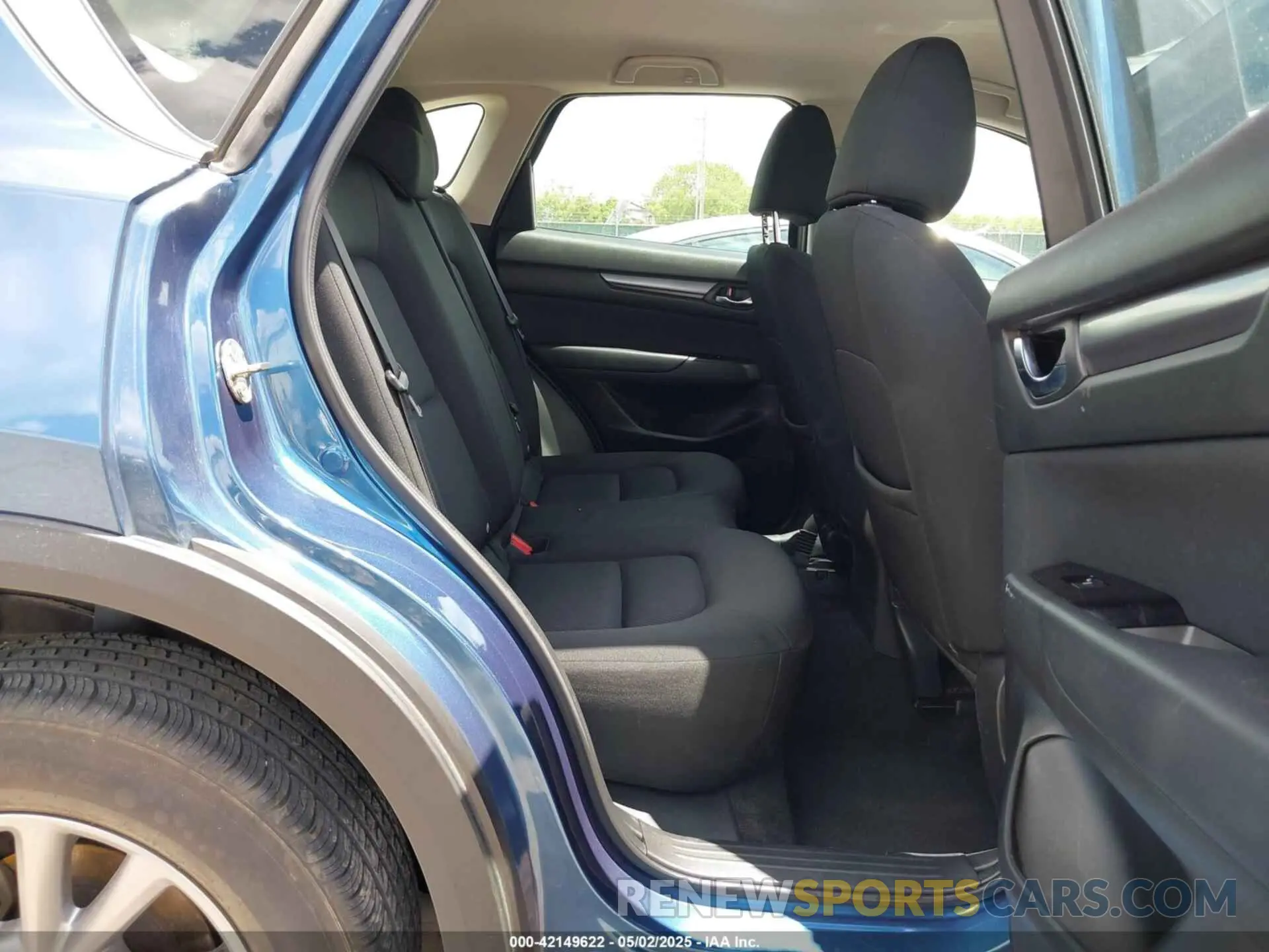 8 Photograph of a damaged car JM3KFBAM8N0546824 MAZDA CX-5 2022