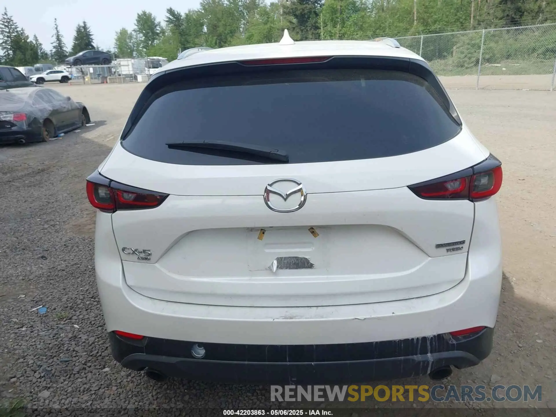 15 Photograph of a damaged car JM3KFBAY9N0552019 MAZDA CX-5 2022