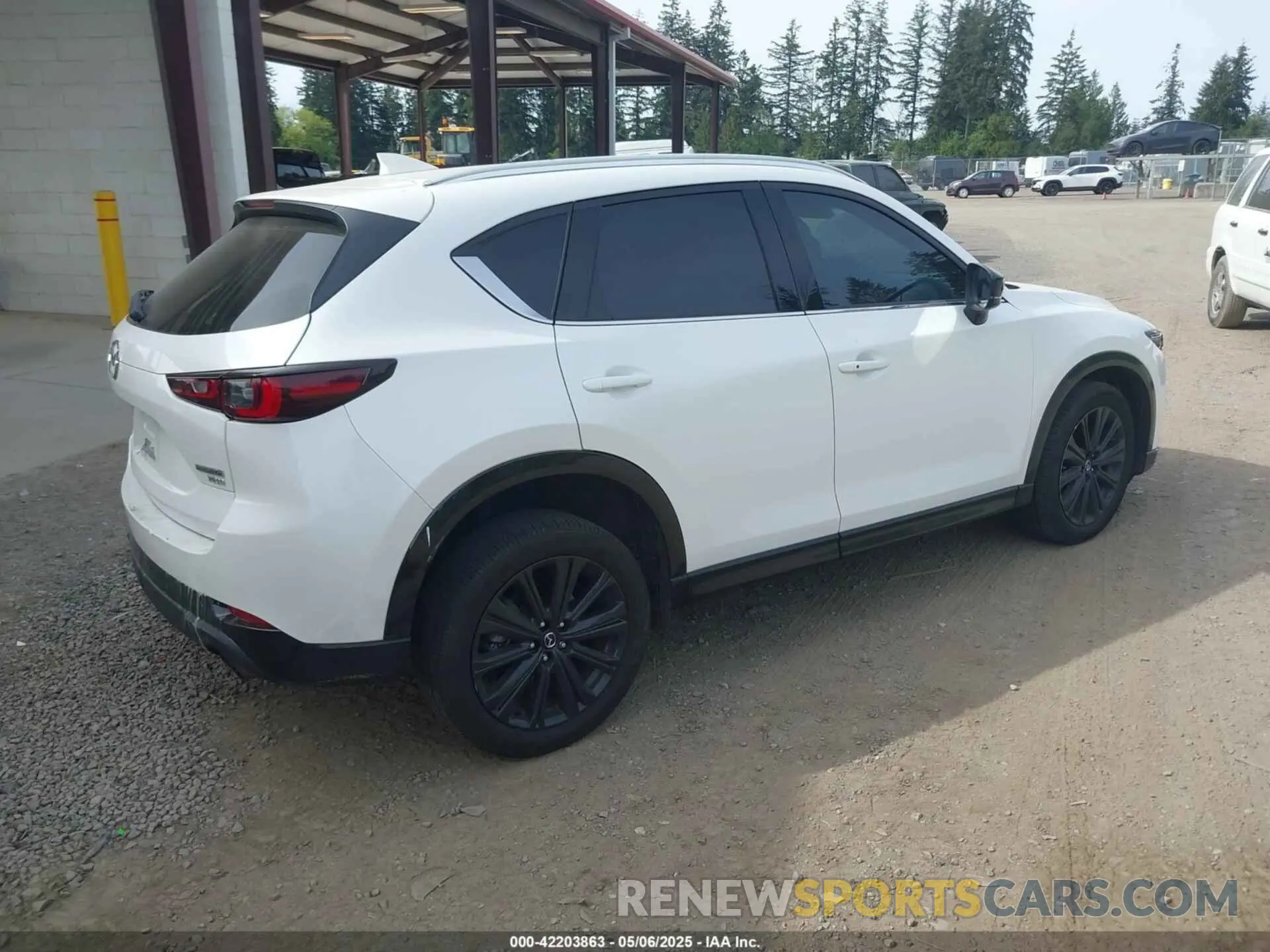 4 Photograph of a damaged car JM3KFBAY9N0552019 MAZDA CX-5 2022