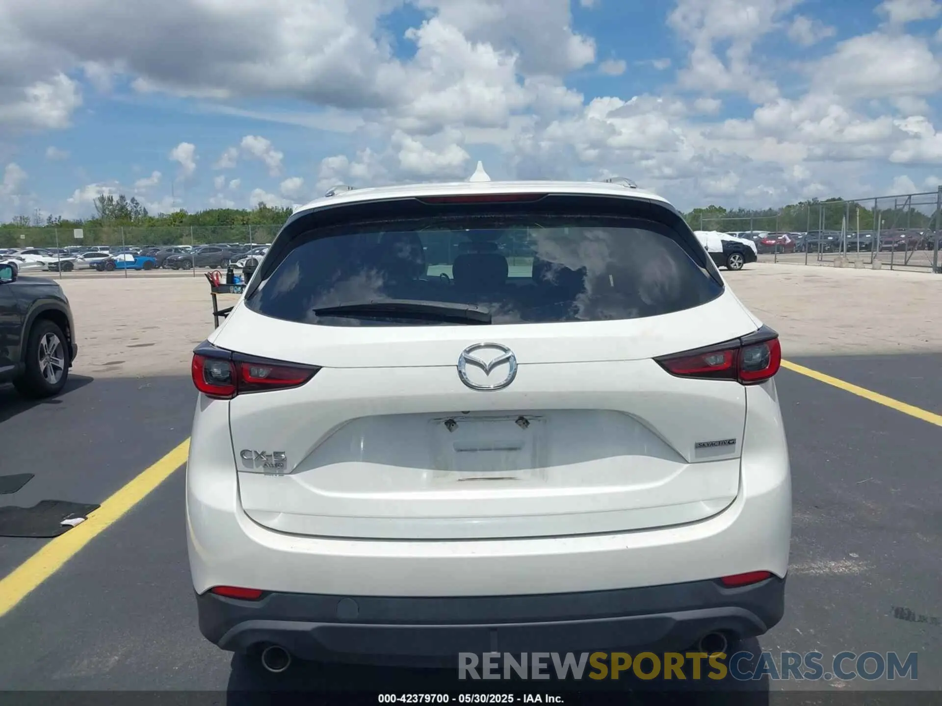 16 Photograph of a damaged car JM3KFBBM1N0612211 MAZDA CX-5 2022