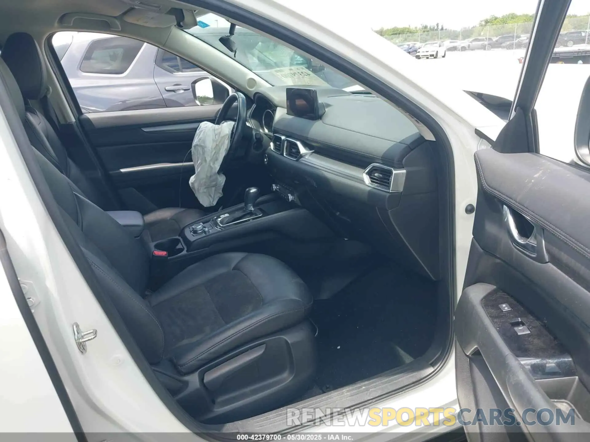 5 Photograph of a damaged car JM3KFBBM1N0612211 MAZDA CX-5 2022