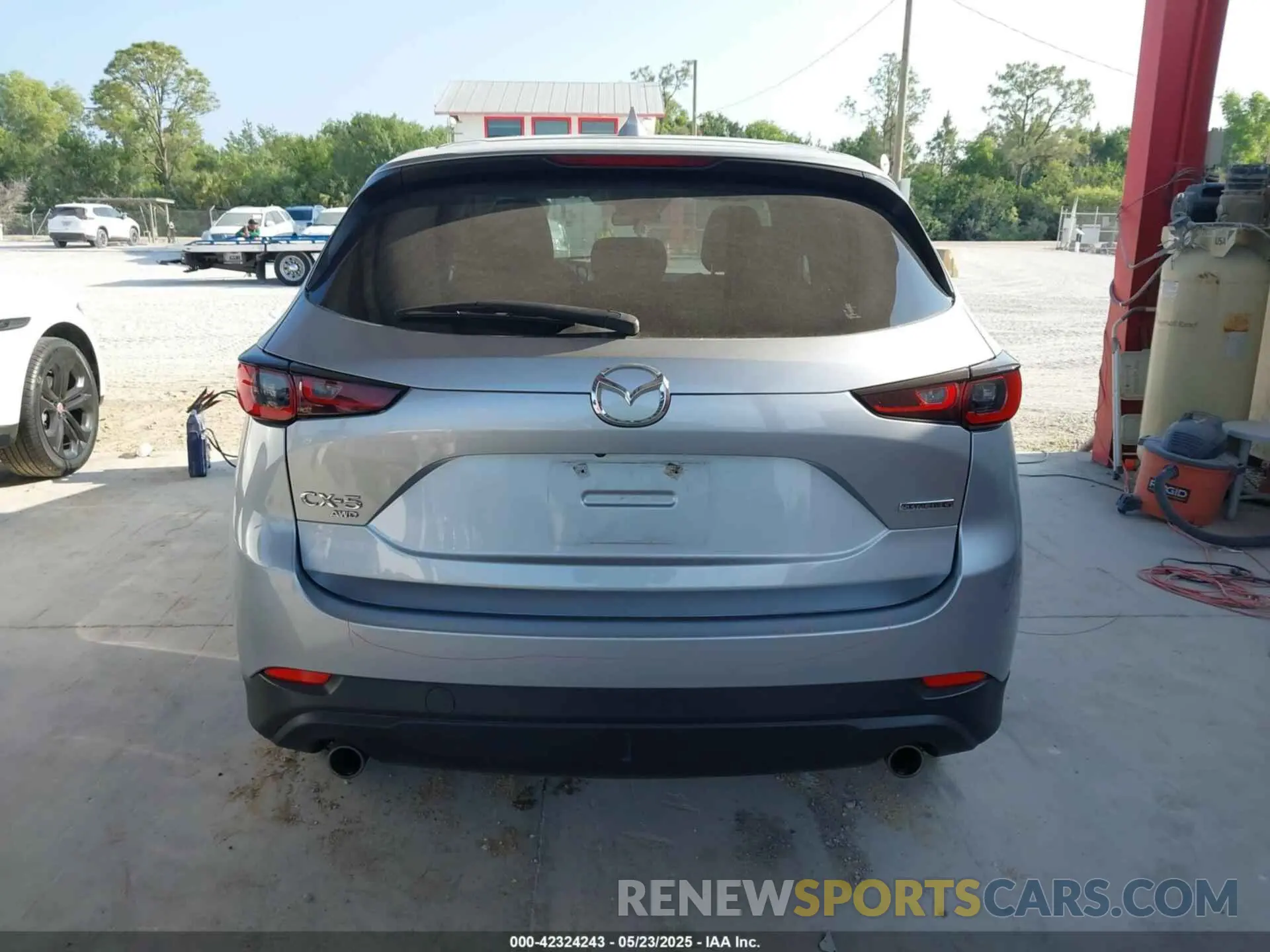 17 Photograph of a damaged car JM3KFBBM2N0598920 MAZDA CX-5 2022