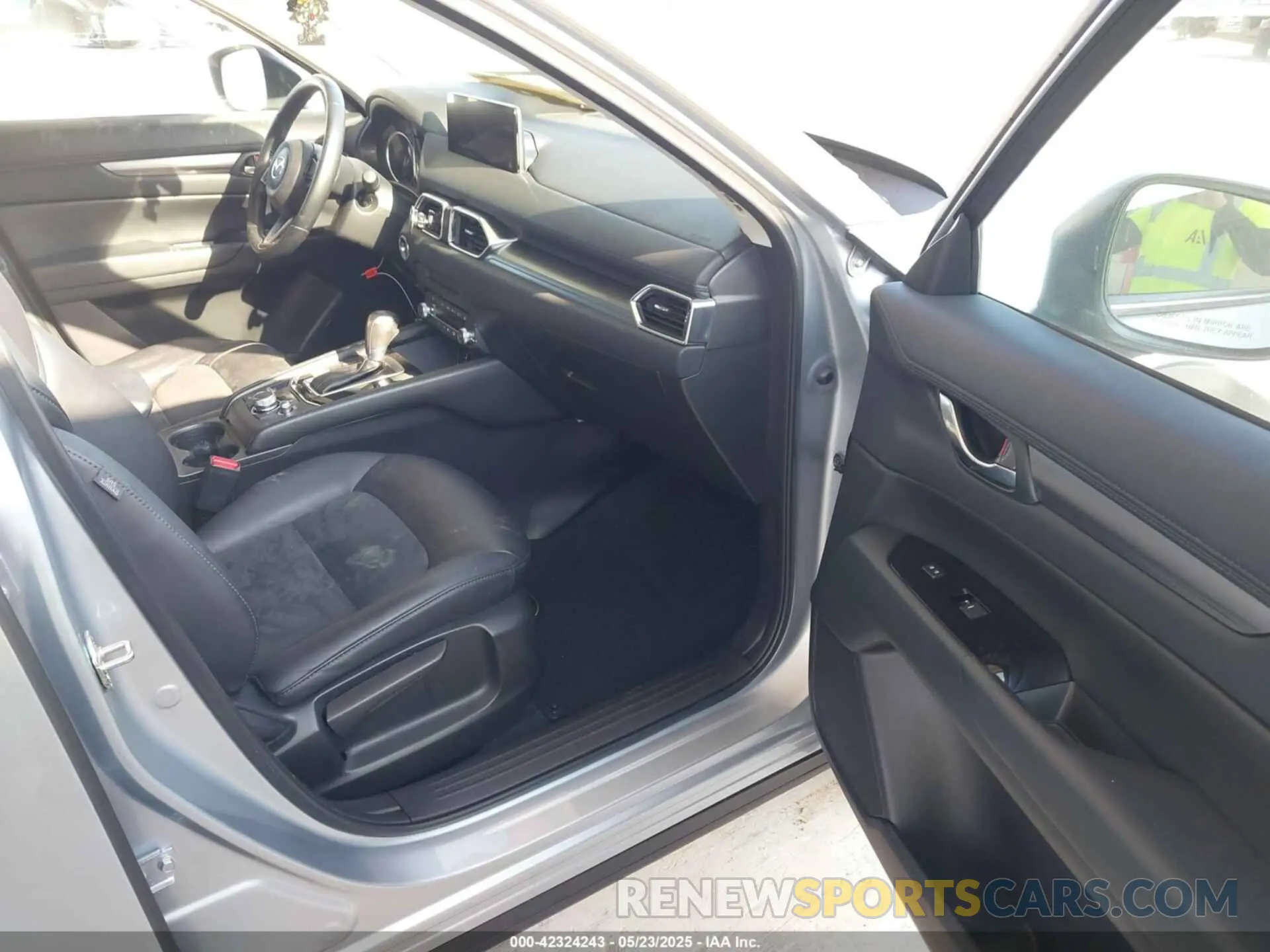 5 Photograph of a damaged car JM3KFBBM2N0598920 MAZDA CX-5 2022