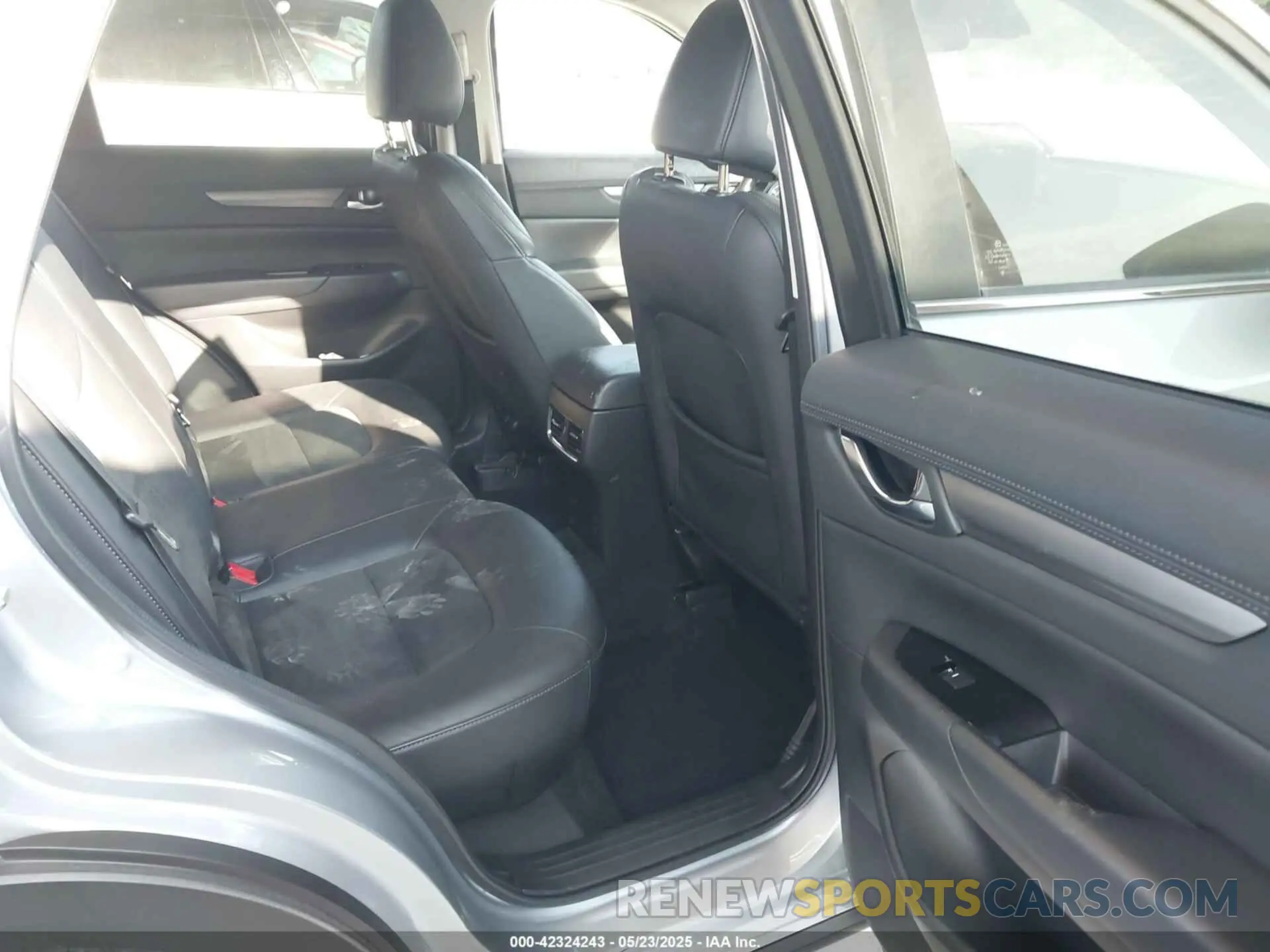 8 Photograph of a damaged car JM3KFBBM2N0598920 MAZDA CX-5 2022