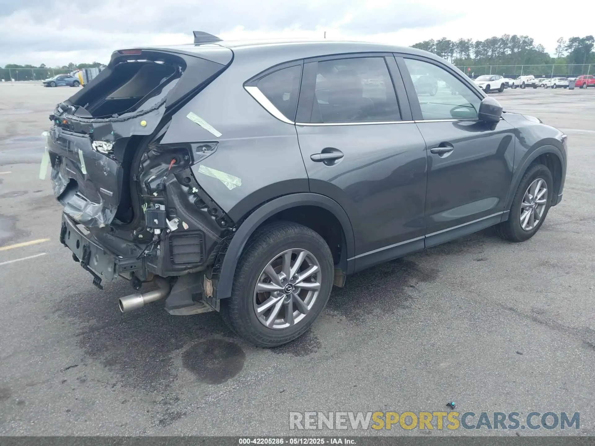 4 Photograph of a damaged car JM3KFBBM7N0533674 MAZDA CX-5 2022
