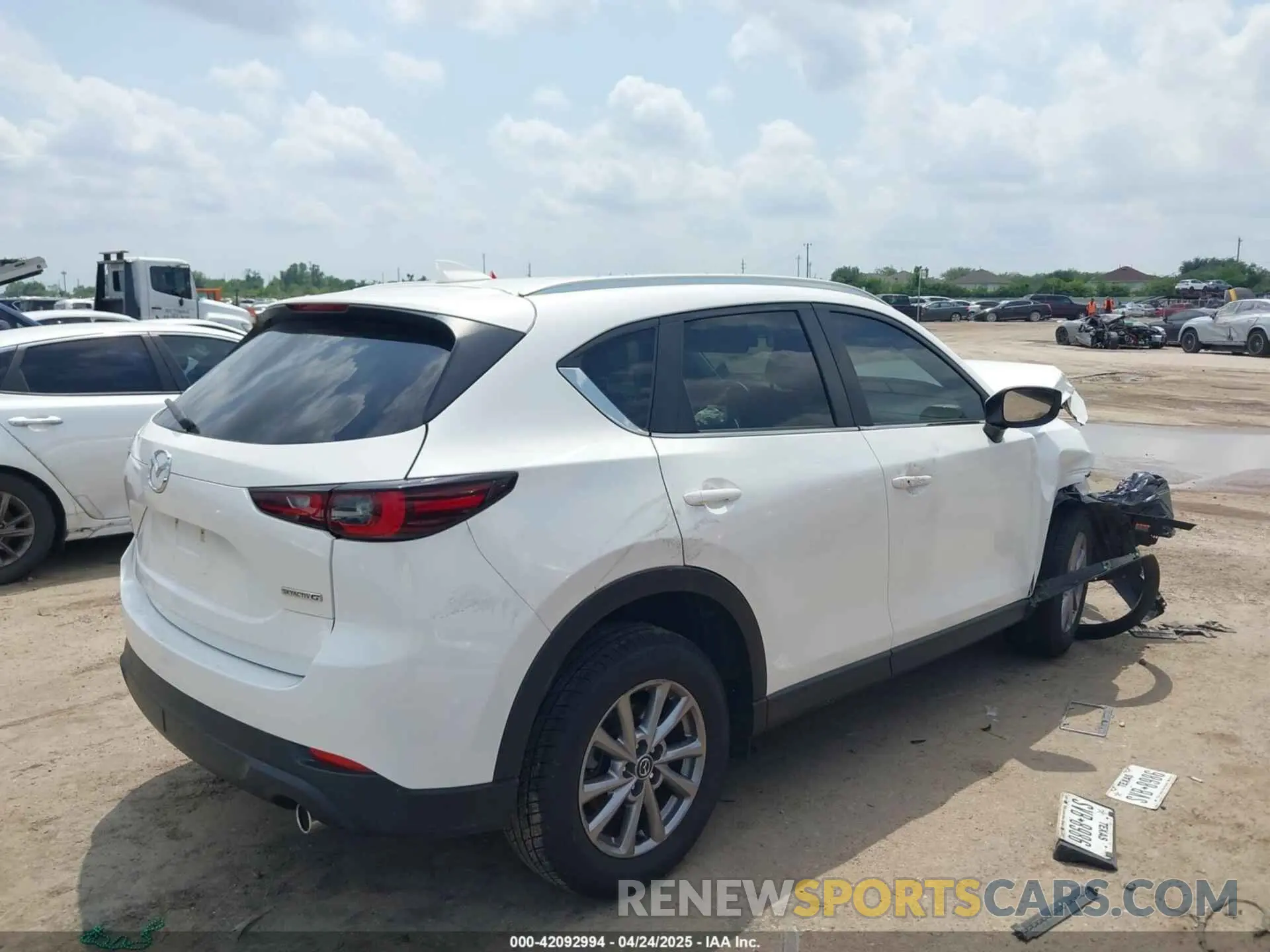 4 Photograph of a damaged car JM3KFBBM7N0533805 MAZDA CX-5 2022