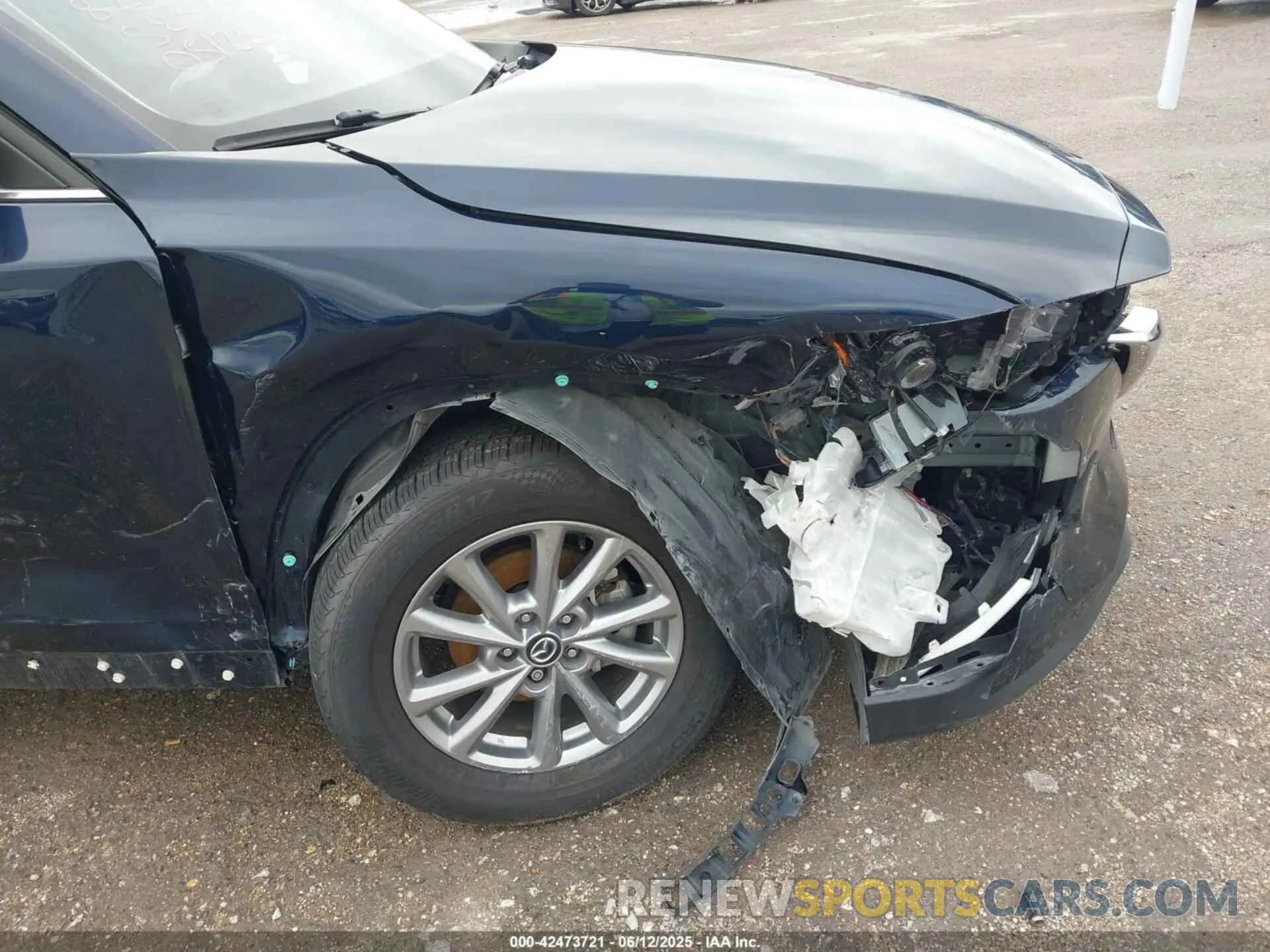 18 Photograph of a damaged car JM3KFBBM9N0583279 MAZDA CX-5 2022