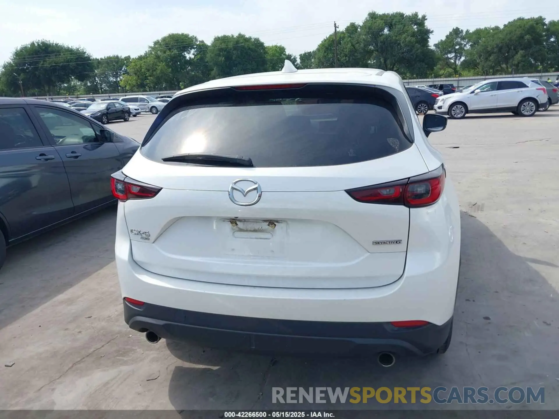 16 Photograph of a damaged car JM3KFBBM9N0630312 MAZDA CX-5 2022