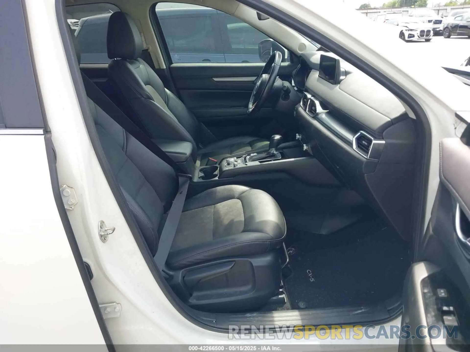 5 Photograph of a damaged car JM3KFBBM9N0630312 MAZDA CX-5 2022