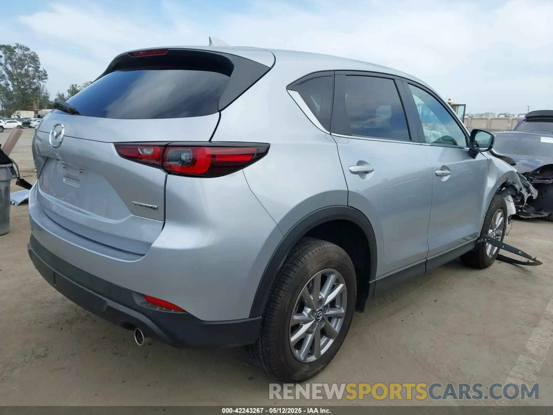4 Photograph of a damaged car JM3KFBCM0N0553473 MAZDA CX-5 2022