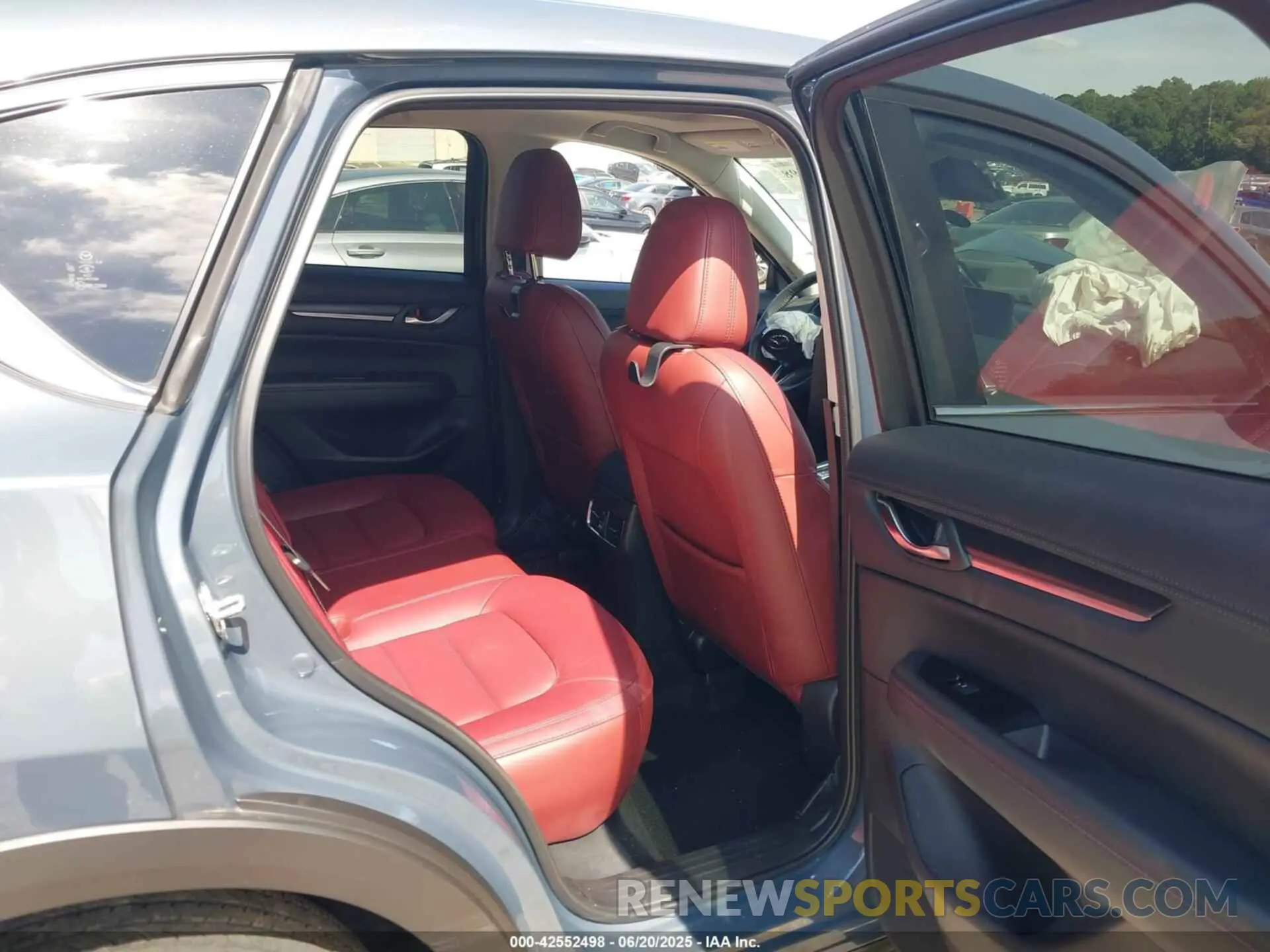 8 Photograph of a damaged car JM3KFBCM2N0525917 MAZDA CX-5 2022