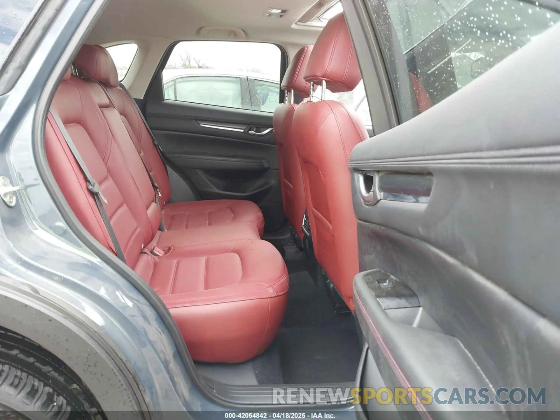 8 Photograph of a damaged car JM3KFBCM2N0528204 MAZDA CX-5 2022