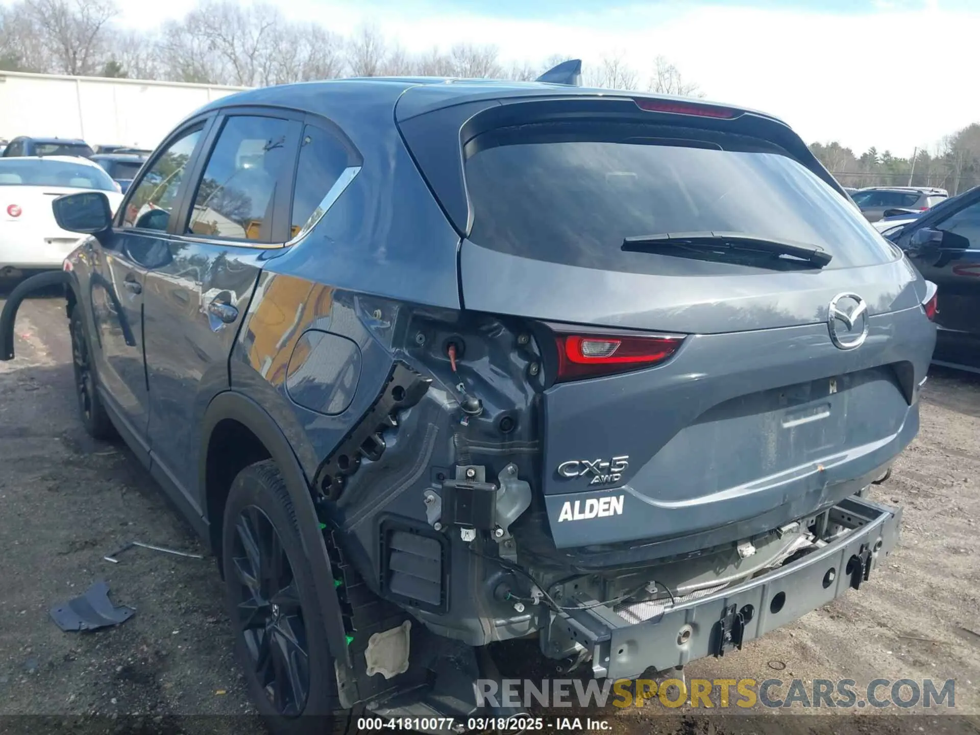 3 Photograph of a damaged car JM3KFBCM2N0618369 MAZDA CX-5 2022