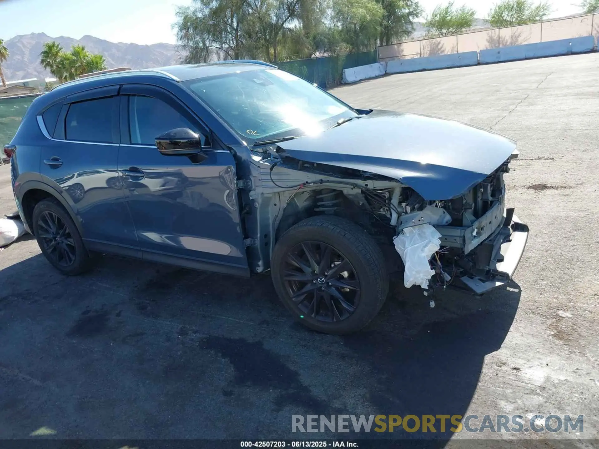 19 Photograph of a damaged car JM3KFBCM2N1565165 MAZDA CX-5 2022