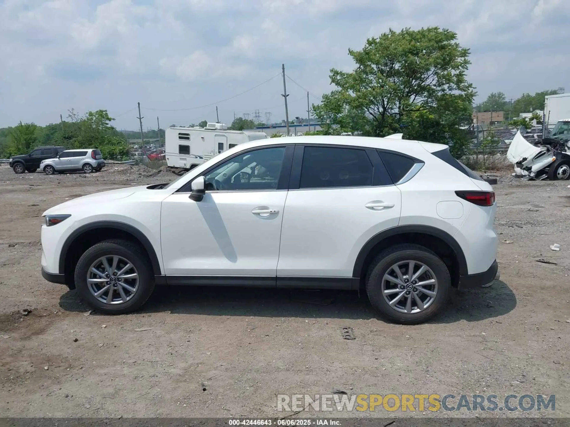 14 Photograph of a damaged car JM3KFBCM3N0639960 MAZDA CX-5 2022