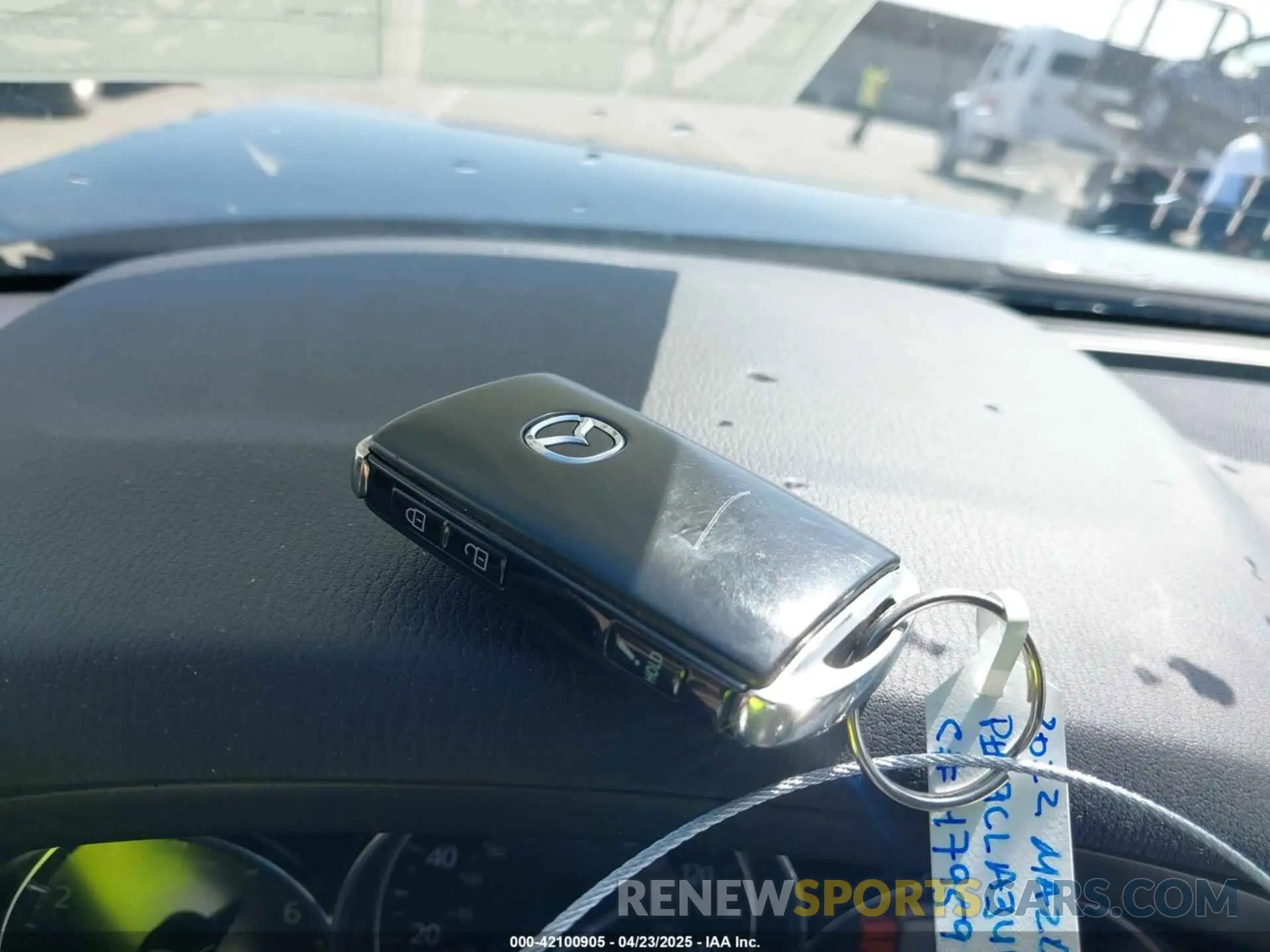 11 Photograph of a damaged car JM3KFBCM5N0635733 MAZDA CX-5 2022
